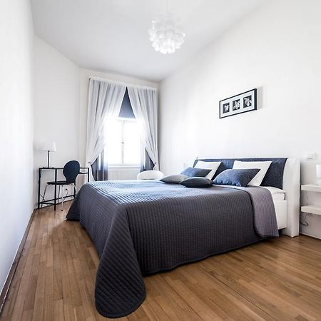 Modern Apartment Riegrovy Sady Praha Pokoj fotografie