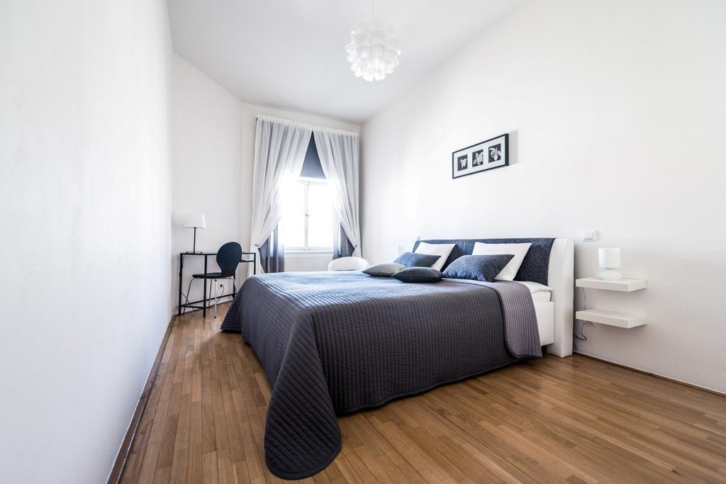 Modern Apartment Riegrovy Sady Praha Pokoj fotografie